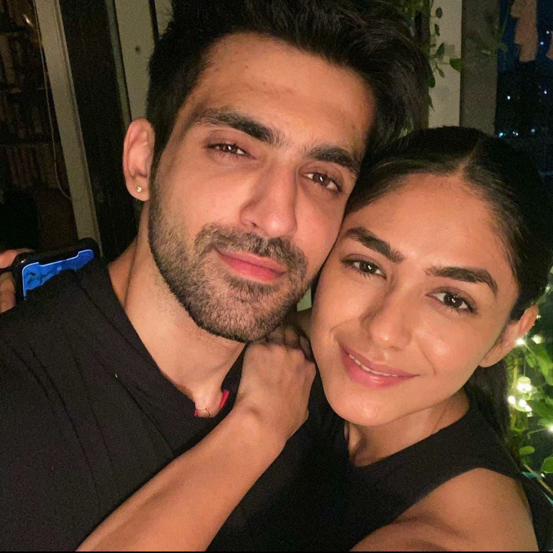 Toofan Actress Mrunal Thakur Is Dating Kumkum Bhagya Co Star Arjit Taneja Here S The Truth